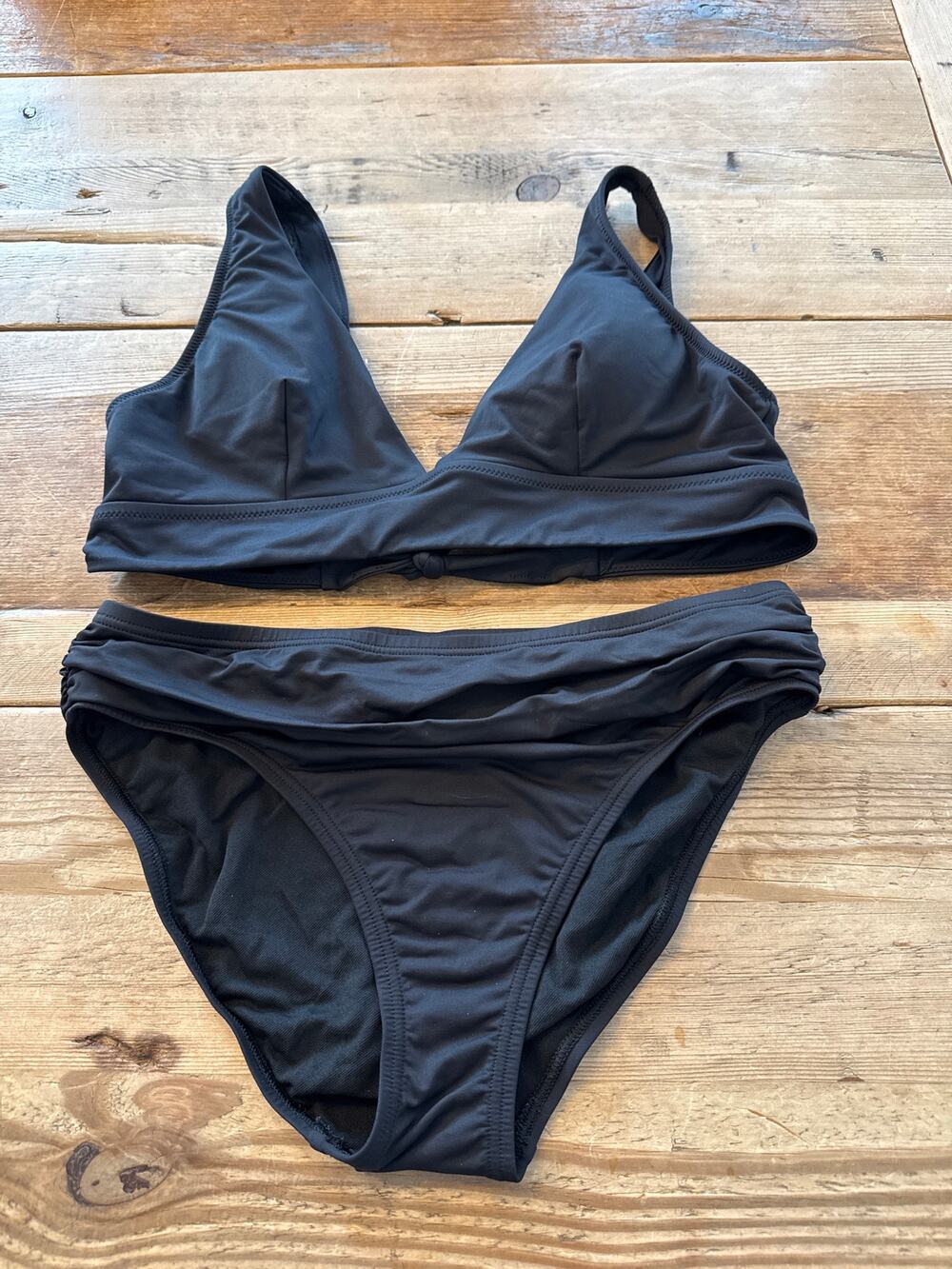 Tommy Bahama Black MEDIUM Palm Over the Shoulder Top / High Waist Bottom SET